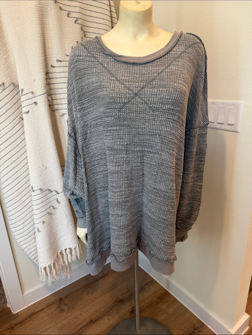 We The Free Cozy Oversized Women's Gray Knit Sweater